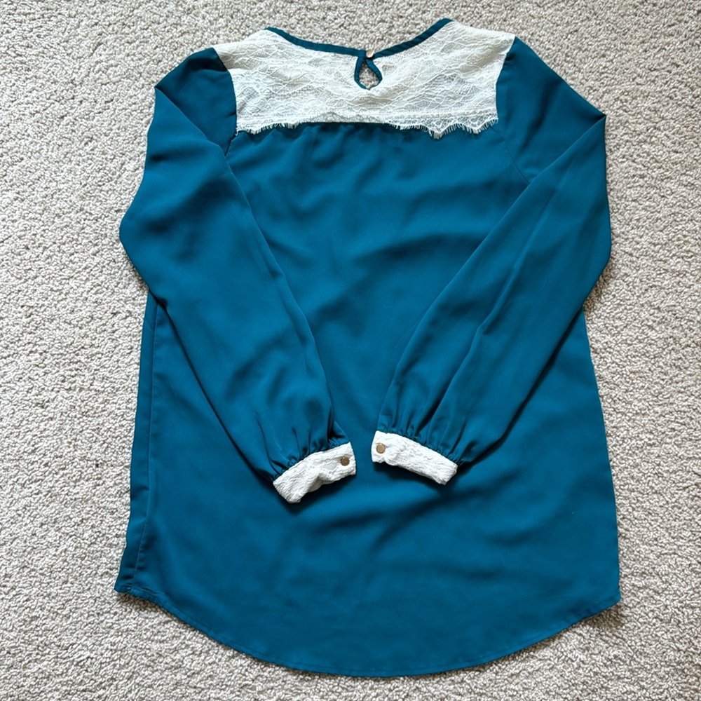 Chloe K Lace Trim Shirt (Small)